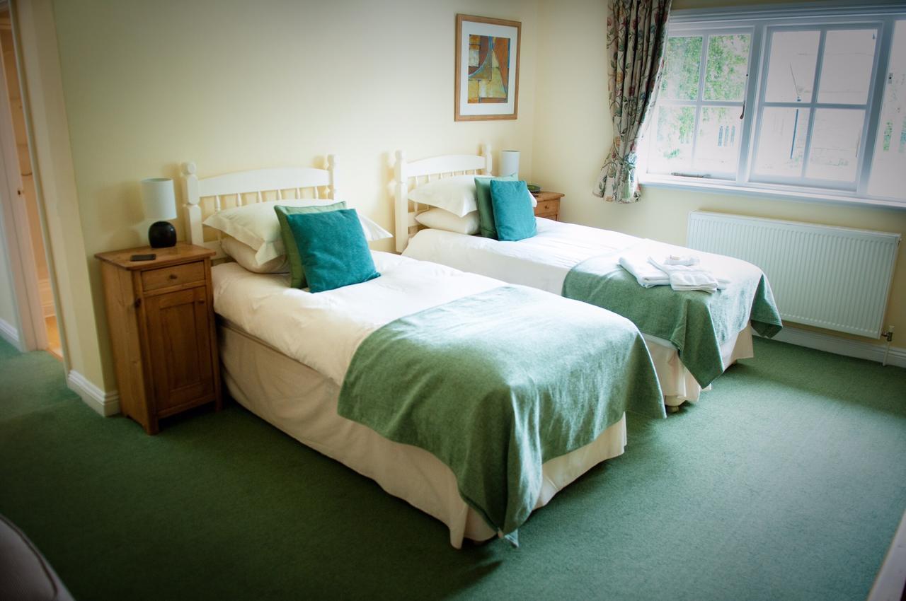 The Chetnole Inn Esterno foto